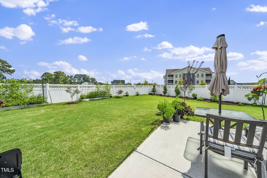 46-web-or-mls-225 Holding Dairy-181