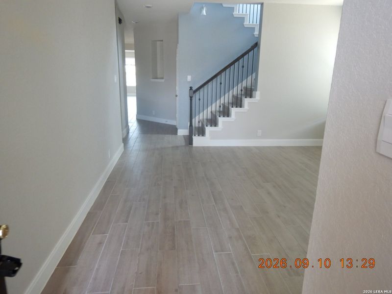 Spacious, unfurnished interior of a new home in , Cibolo (Image 14).