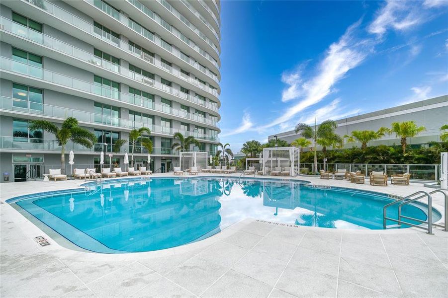 Condo located in St. Petersburg, FL showcasing its design and architecture (Image 40). Condo located in St. Petersburg, FL showcasing its design and architecture (Image 40).