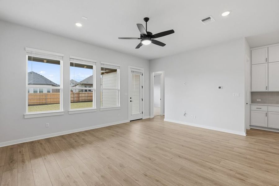 Spacious, unfurnished interior of a new home in Arbor Collection at Heritage, Dripping Springs (Image 23).