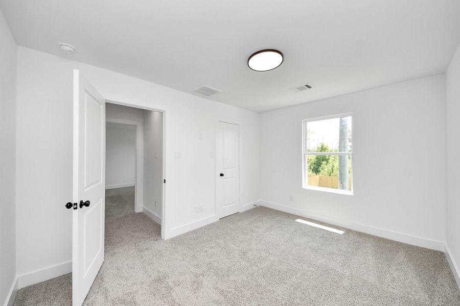 Spacious, unfurnished interior of a new home in , Huffman (Image 37).
