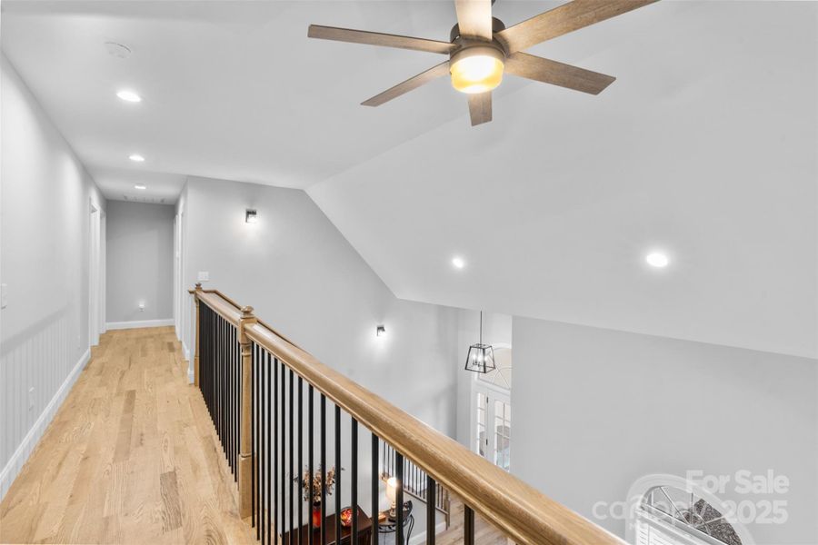 Spacious, unfurnished interior of a new home in , Hudson (Image 18).