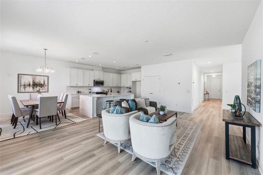 Furnished interior view inside a new home in Park View at the Hills, Minneola (Image 13).