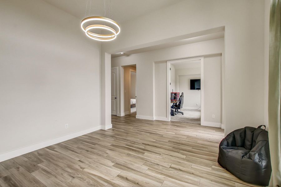 Spacious, unfurnished interior of a new home in , San Marcos (Image 23).