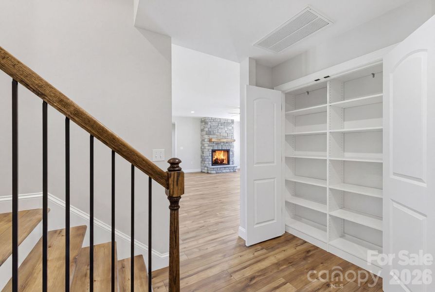 Spacious, unfurnished interior of a new home in , Lincolnton (Image 34).