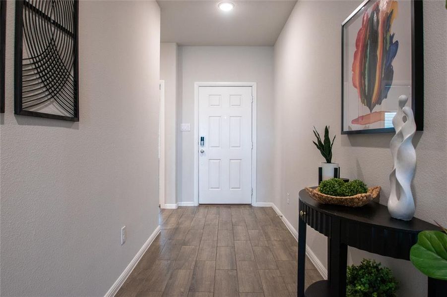 Step inside this beautiful 6 bedroom home. Step inside this beautiful 6 bedroom home.