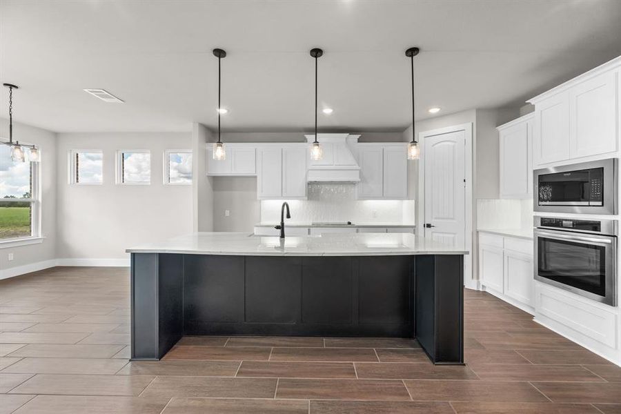 Furnished interior view inside a new home in Fannin Ranch, Leonard (Image 13). Furnished interior view inside a new home in Fannin Ranch, Leonard (Image 13).