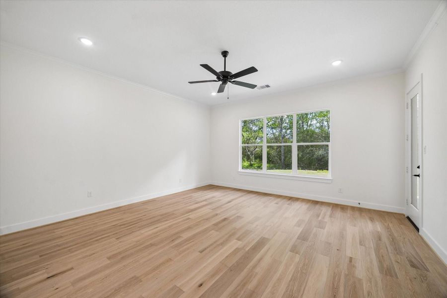 Spacious, unfurnished interior of a new home in , Plantersville (Image 21).