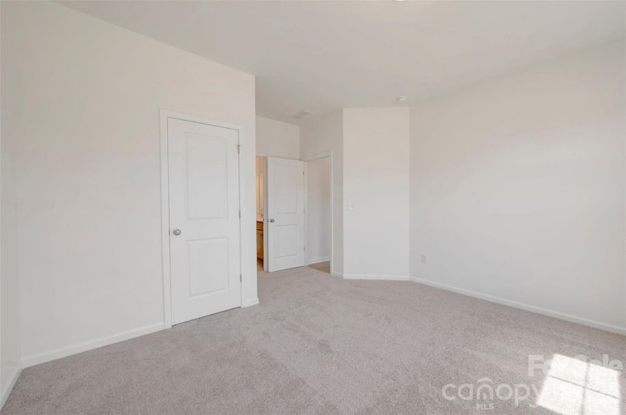 Secondary bedroom