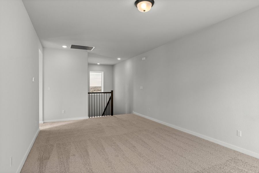 Spacious, unfurnished interior of a new home in Lariat, Liberty Hill (Image 42).
