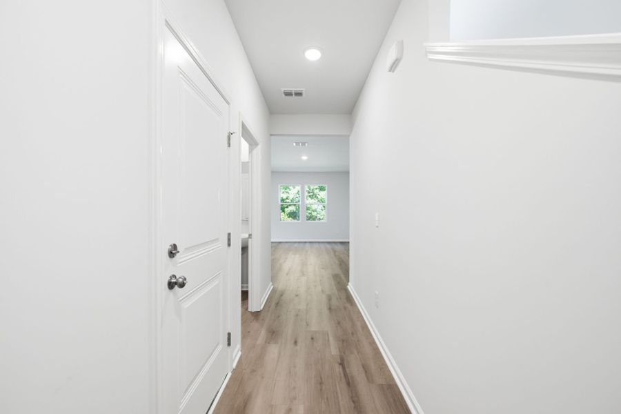 Spacious, unfurnished interior of a new home in Grand Arbor, Blythewood (Image 27). Spacious, unfurnished interior of a new home in Grand Arbor, Blythewood (Image 27).
