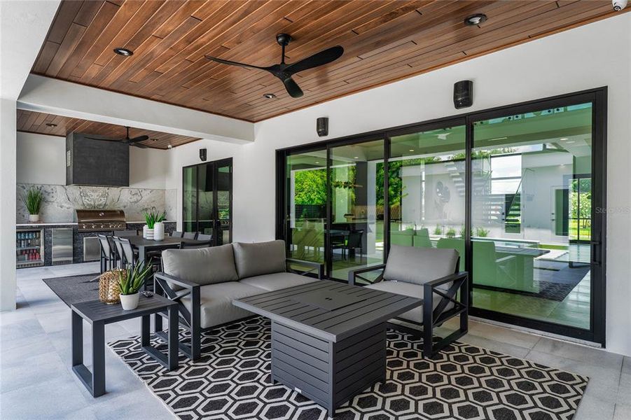 Exterior details and patio area of a home in , Tampa (Image 24).