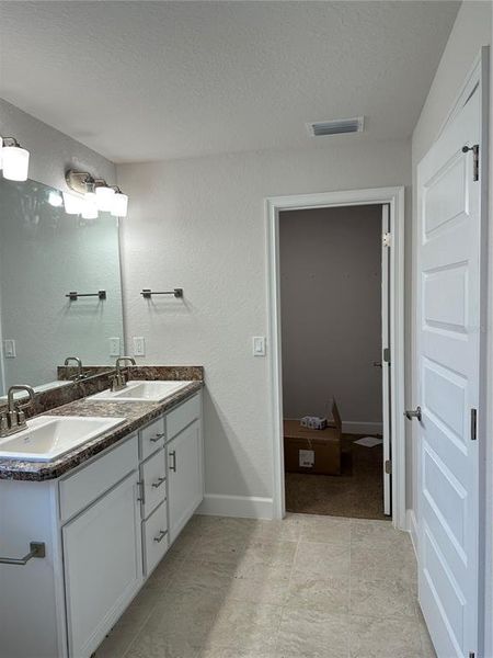 1540 Plan, different home different location, Options and colors will vary 1540 Plan, different home different location, Options and colors will vary