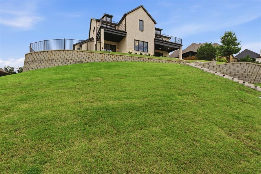 Exterior details and patio area of a home in , Fort Worth (Image 4).