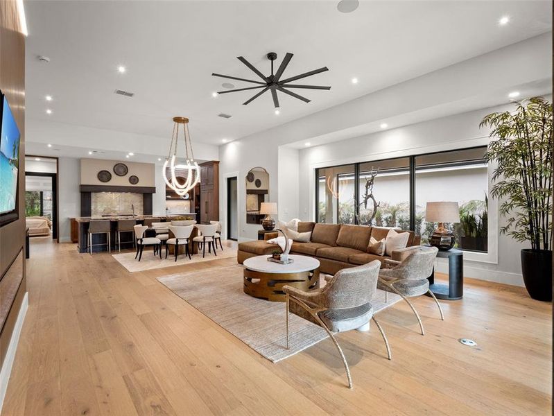 Furnished interior view inside a new home in , Orlando (Image 7).