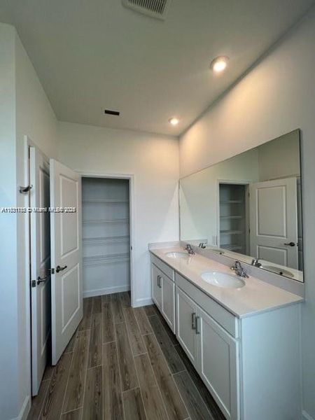 Furnished interior view inside a new home in Tradition - Cadence - Townhomes, Port St. Lucie (Image 7).