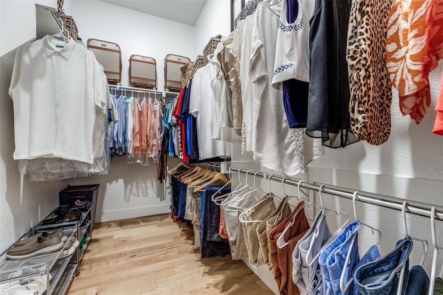 Close-up of interior finishes inside a home in Mantua Point, Van Alstyne (Image 19).