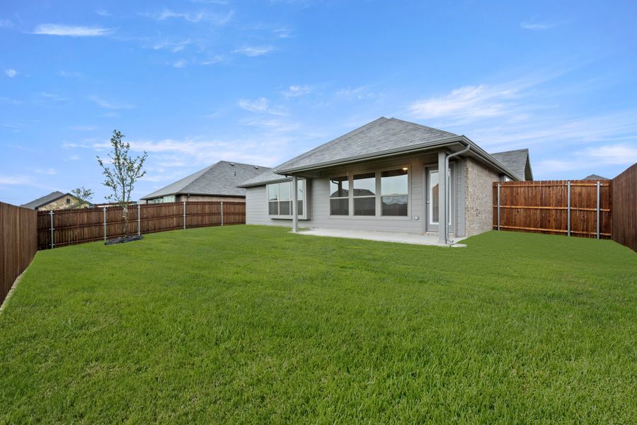 Exterior details and patio area of a home in Chisholm Hills, Cleburne (Image 20). Exterior details and patio area of a home in Chisholm Hills, Cleburne (Image 20).