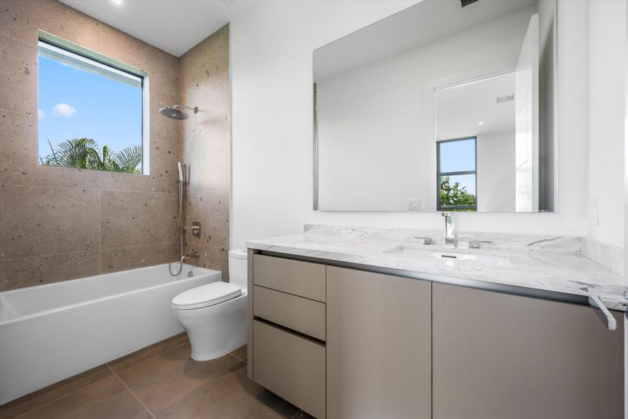 Furnished interior view inside a new home in , Boca Raton (Image 28).