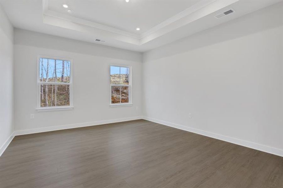 Spacious, unfurnished interior of a new home in Crystal Falls, Dawsonville (Image 30).