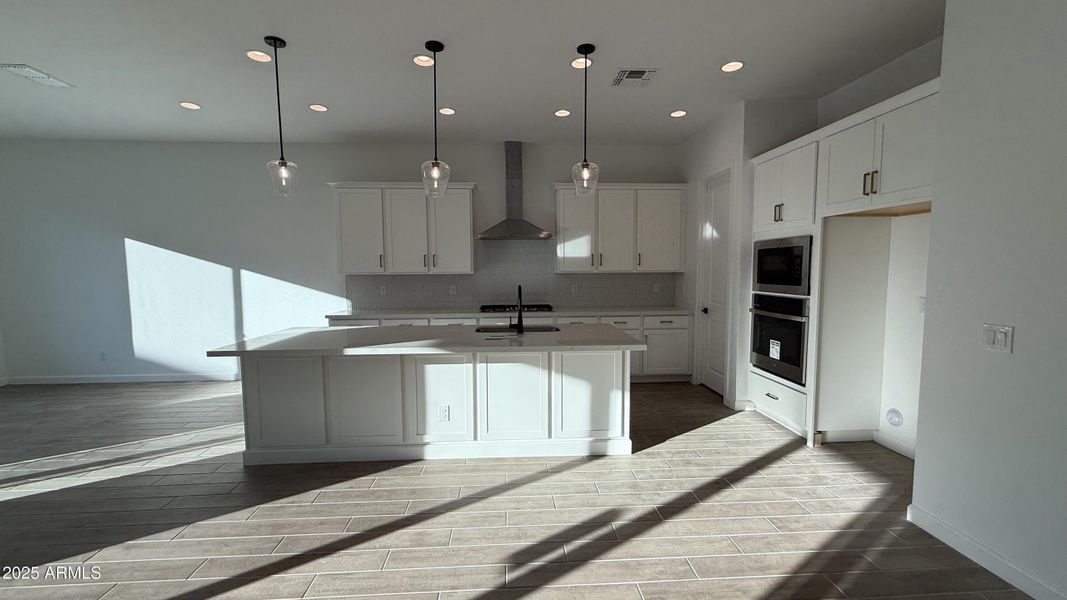 017 - Kitchen 017 - Kitchen