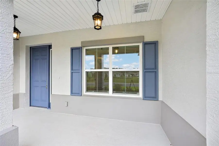 Exterior details and patio area of a home in , Ocala (Image 3).