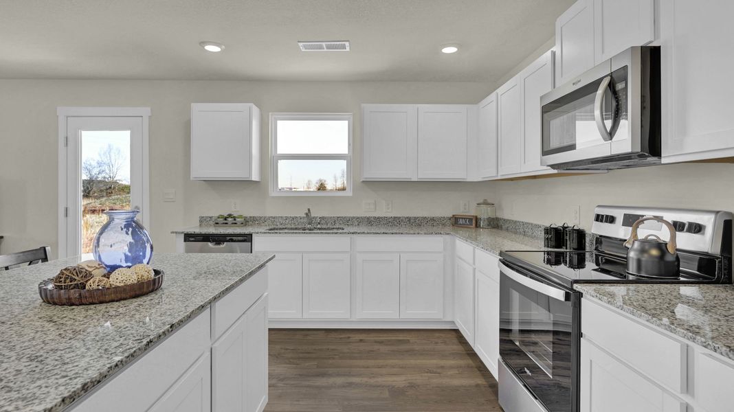 Furnished interior view inside a new home in Timber Creek, Rossville (Image 22).