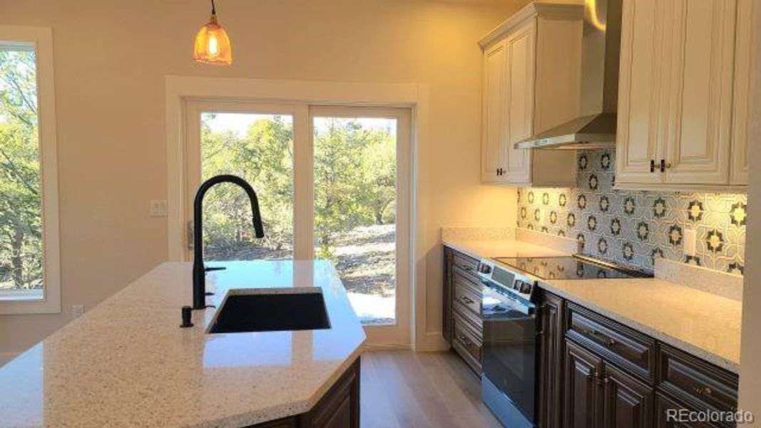 Furnished interior view inside a new home in , Crestone (Image 10).