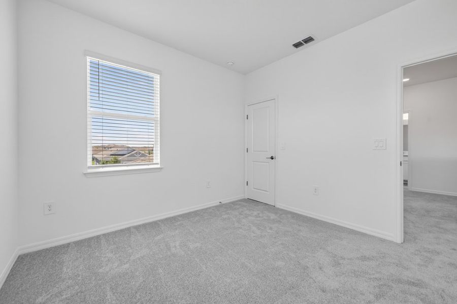 Spacious, unfurnished interior of a new home in Westview Community Group Page, Poinciana (Image 25).