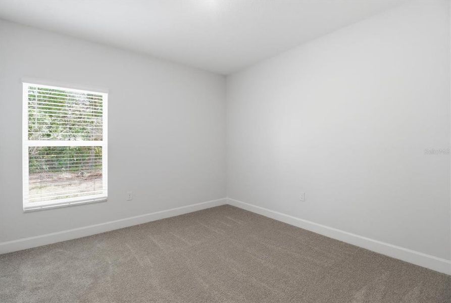 Spacious, unfurnished interior of a new home in , Dunnellon (Image 29).