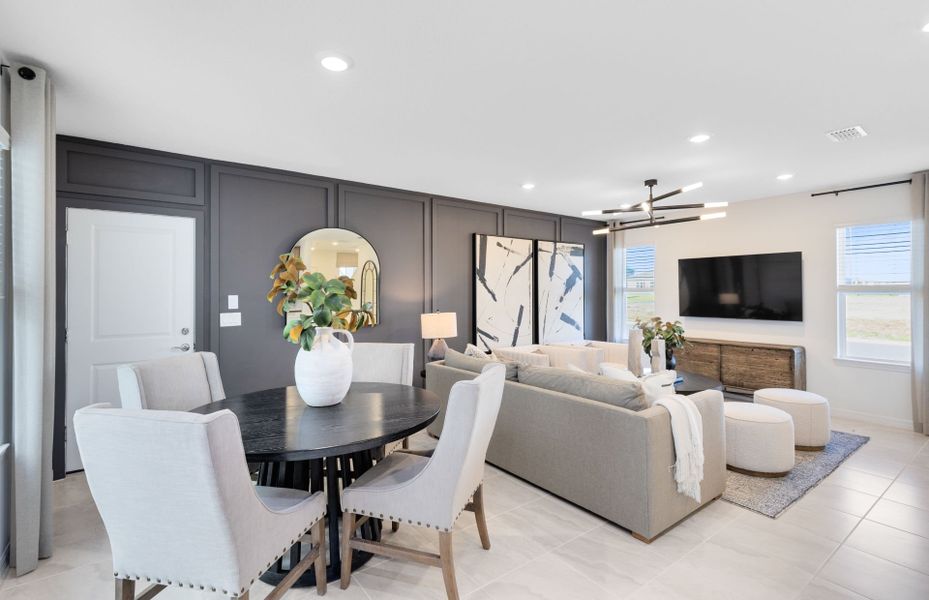Representative furnished interior of a home built from the Jasmine by Pulte Homes in Tohoqua, Kissimmee (Image 9).