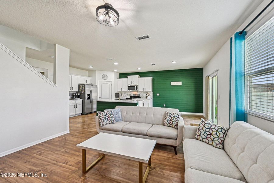 Furnished interior view inside a new home in Cross Creek Express, Green Cove Springs (Image 40). Furnished interior view inside a new home in Cross Creek Express, Green Cove Springs (Image 40).