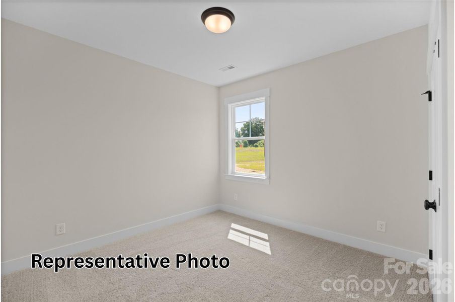 Spacious, unfurnished interior of a new home in Caldwell Forest, Charlotte (Image 15).