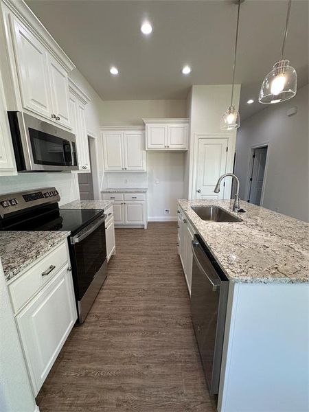 Furnished interior view inside a new home in , Abilene (Image 5).