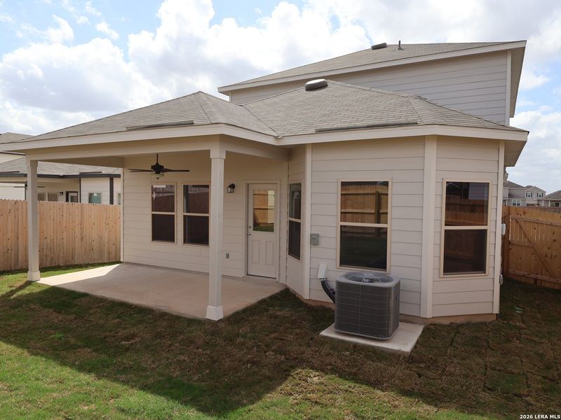 Exterior details and patio area of a home in Park Place, New Braunfels (Image 18).
