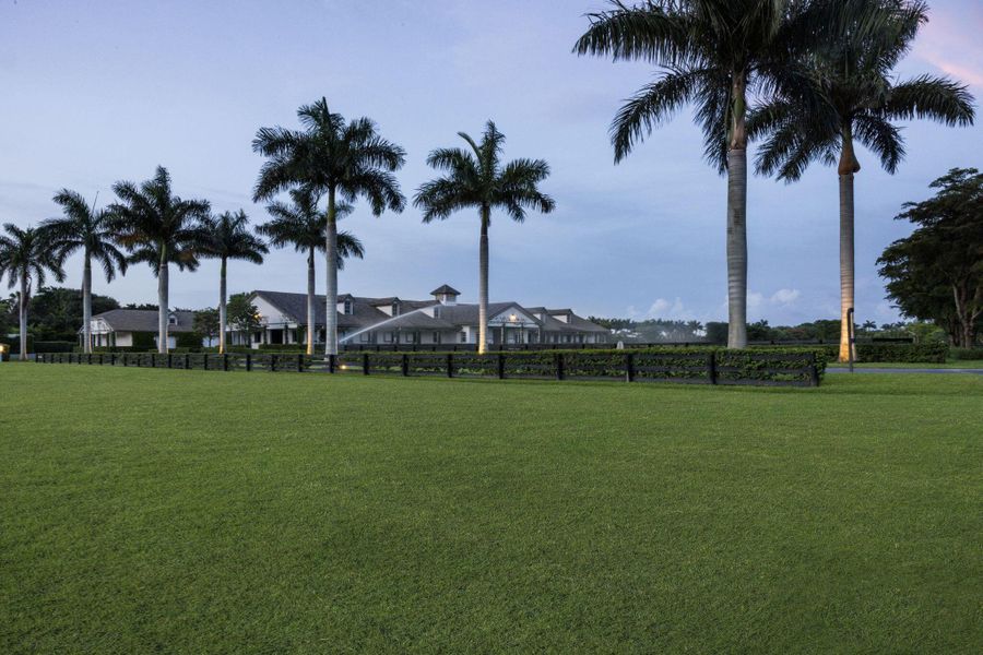 Natural landscape and outdoor views near in Wellington (Image 110). Natural landscape and outdoor views near in Wellington (Image 110).