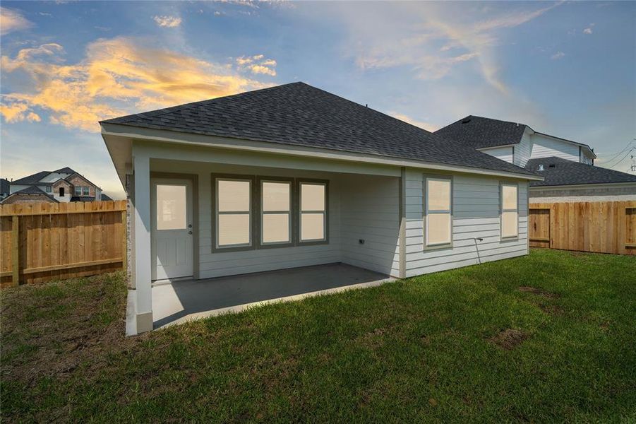 This backyard is enjoyable for everyone! From pets playing, kids jumping on the trampoline, or even having a garden, this amazing backyard provides space for endless activities for the whole family!