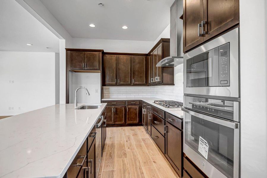 Furnished interior view inside a new home in Legends at Thunderbird, Glendale (Image 30). Furnished interior view inside a new home in Legends at Thunderbird, Glendale (Image 30).