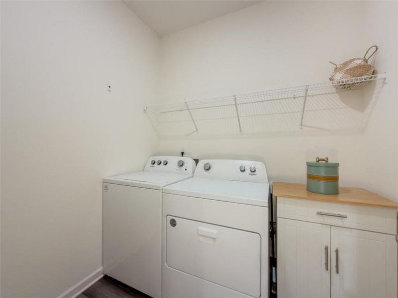 Close-up of interior finishes inside a home in Bentwater, Hoschton (Image 23). Close-up of interior finishes inside a home in Bentwater, Hoschton (Image 23).