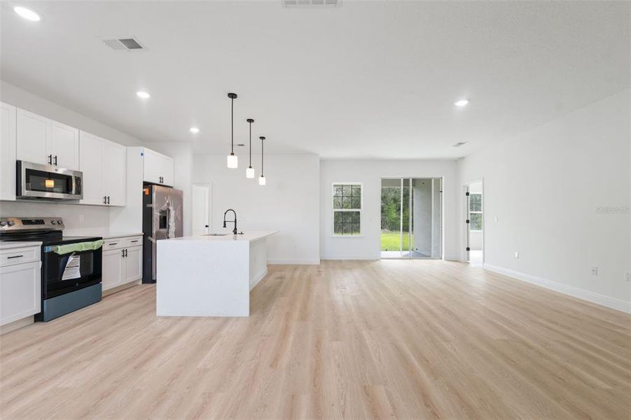 Furnished interior view inside a new home in , Ocala (Image 9).