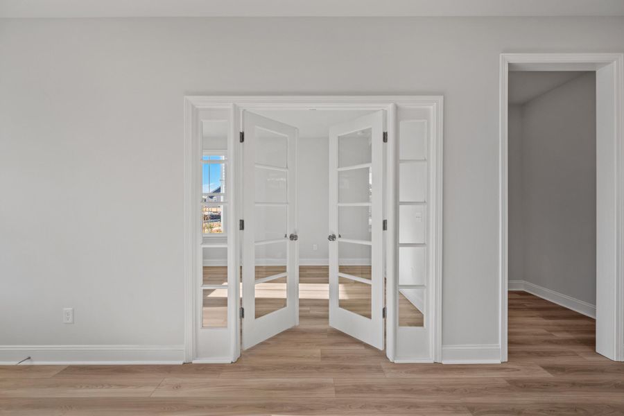 Spacious, unfurnished interior of a new home in Nexton, Summerville (Image 15).