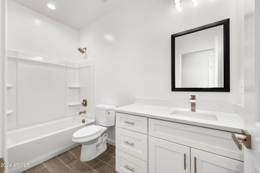 Guest bathroom with luxury finishes