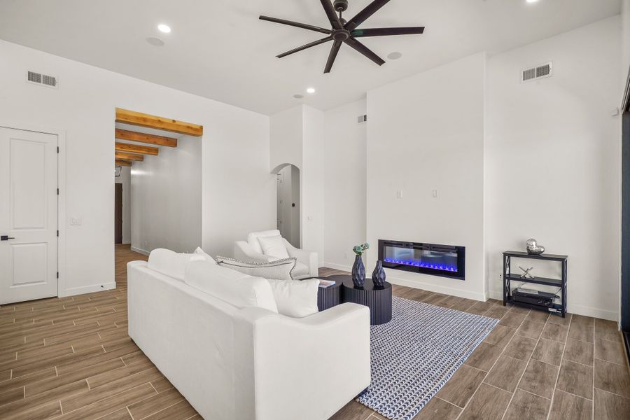 Representative furnished interior of a home built from the Escondido by LEH. Homes in Verdancia, El Paso (Image 38).