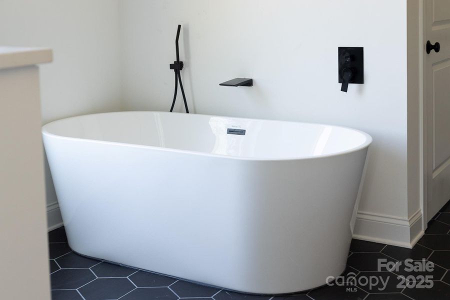 Close-up of interior finishes inside a home in , Bessemer City (Image 18).