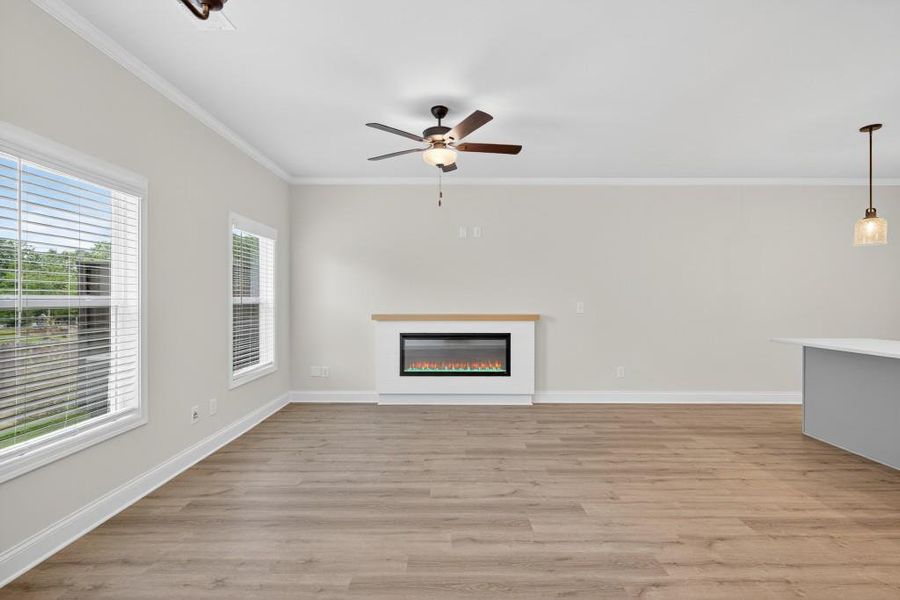 Spacious, unfurnished interior of a new home in Medlock Park, Austell (Image 23).