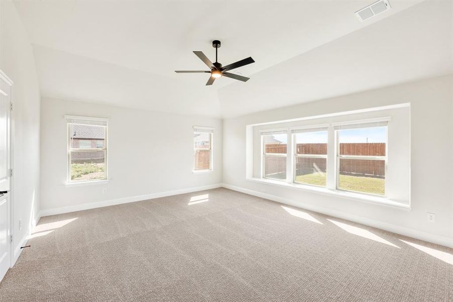 Spacious, unfurnished interior of a new home in Sunset Ridge, Alvarado (Image 28). Spacious, unfurnished interior of a new home in Sunset Ridge, Alvarado (Image 28).