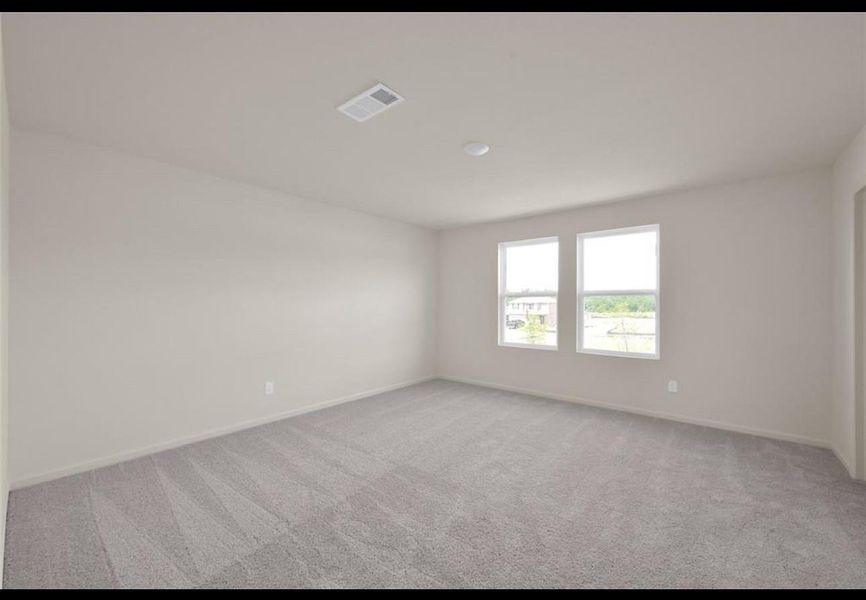 Spacious, unfurnished interior of a new home in Spring Creek Trails, Magnolia (Image 12).
