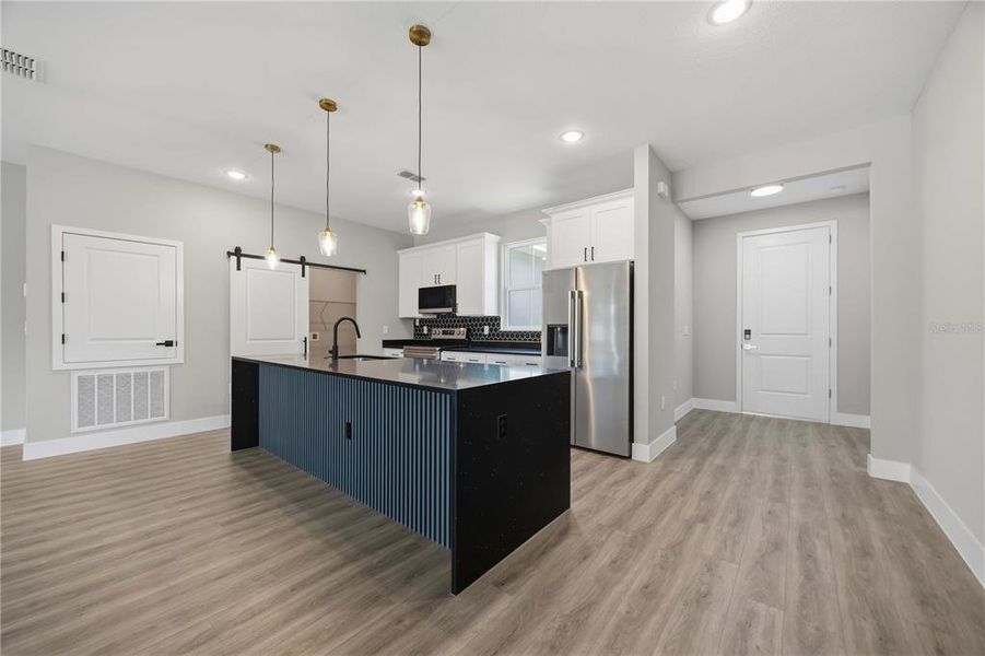 Furnished interior view inside a new home in , Winter Haven (Image 7).
