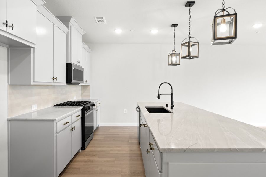 Furnished interior view inside a new home in Ten Mile Creek, Celina (Image 10).