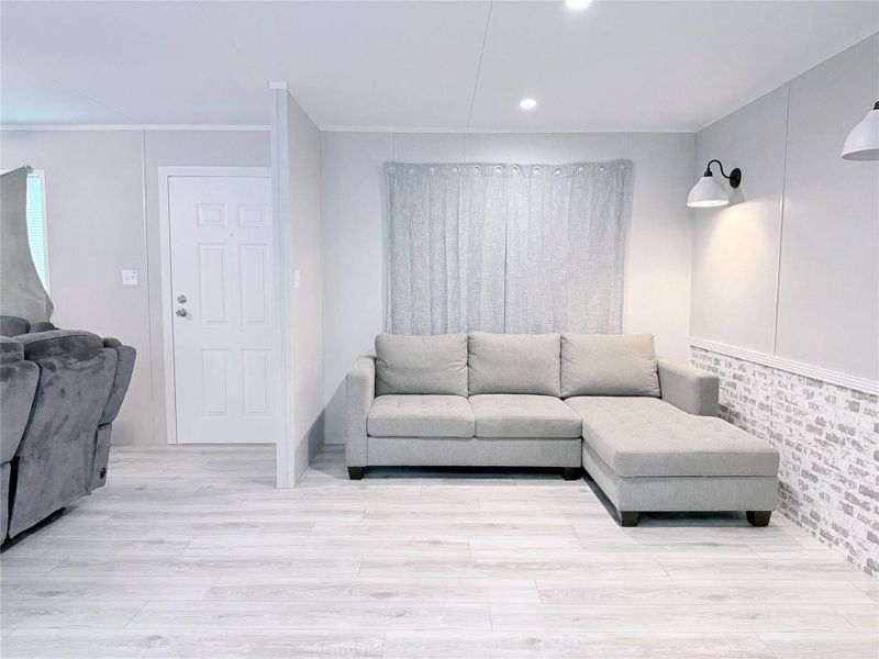 comfortable living area, ideal for relaxation and everyday living.